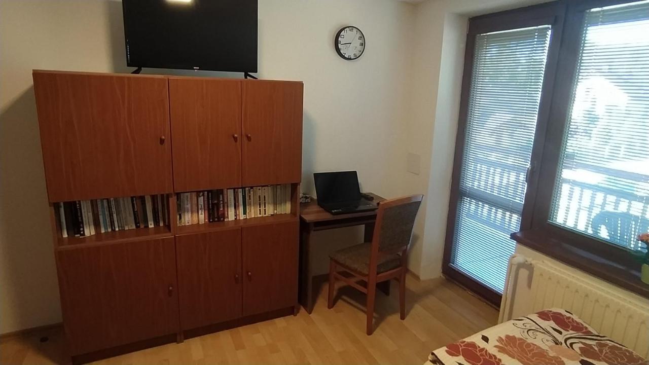 Apartman U Spycharu Bile Policany 외부 사진
